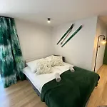Appartement Rozeta Przy Gondoli Z Sauna , Jacuzzy, Ogrodem I Tarasem - Dawniej U Gazdy Szczyrk