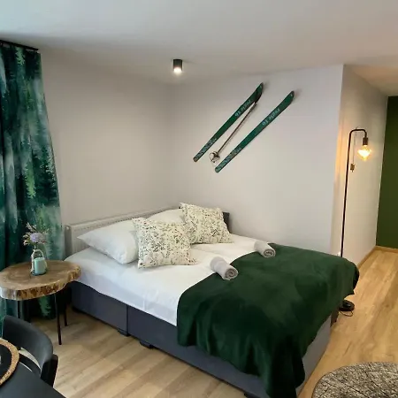 U Gazdy - Z Ogrodem I Tarasem , Przy Gondoli Appartement *