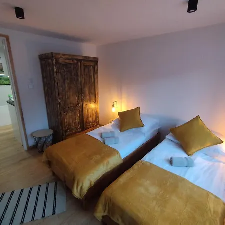 Rozeta Szczyrk Apartament Przy Gondoli Z Sauna , Jacuzzy, Ogrodem I Tarasem - Dawniej U Gazdy