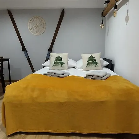 U Gazdy - Z Ogrodem I Tarasem , Przy Gondoli * Szczyrk