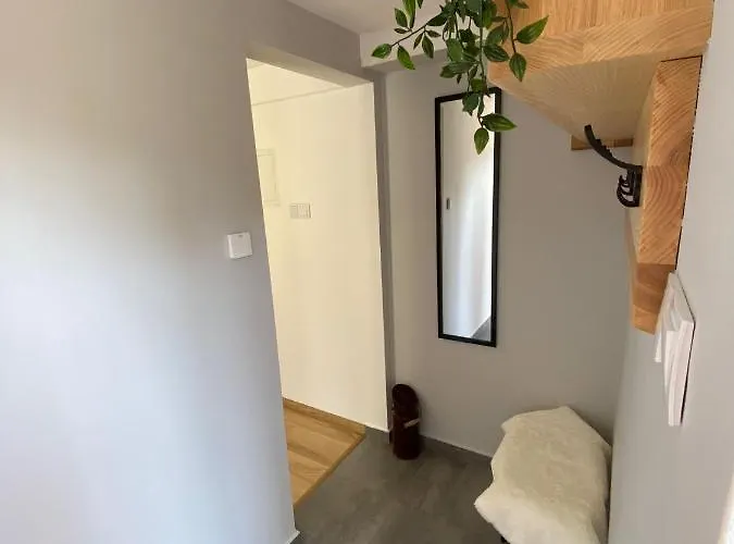 아파트 Rozeta Szczyrk Apartament Przy Gondoli Z Sauna , Jacuzzy, Ogrodem I Tarasem - Dawniej U Gazdy 슈차이르크